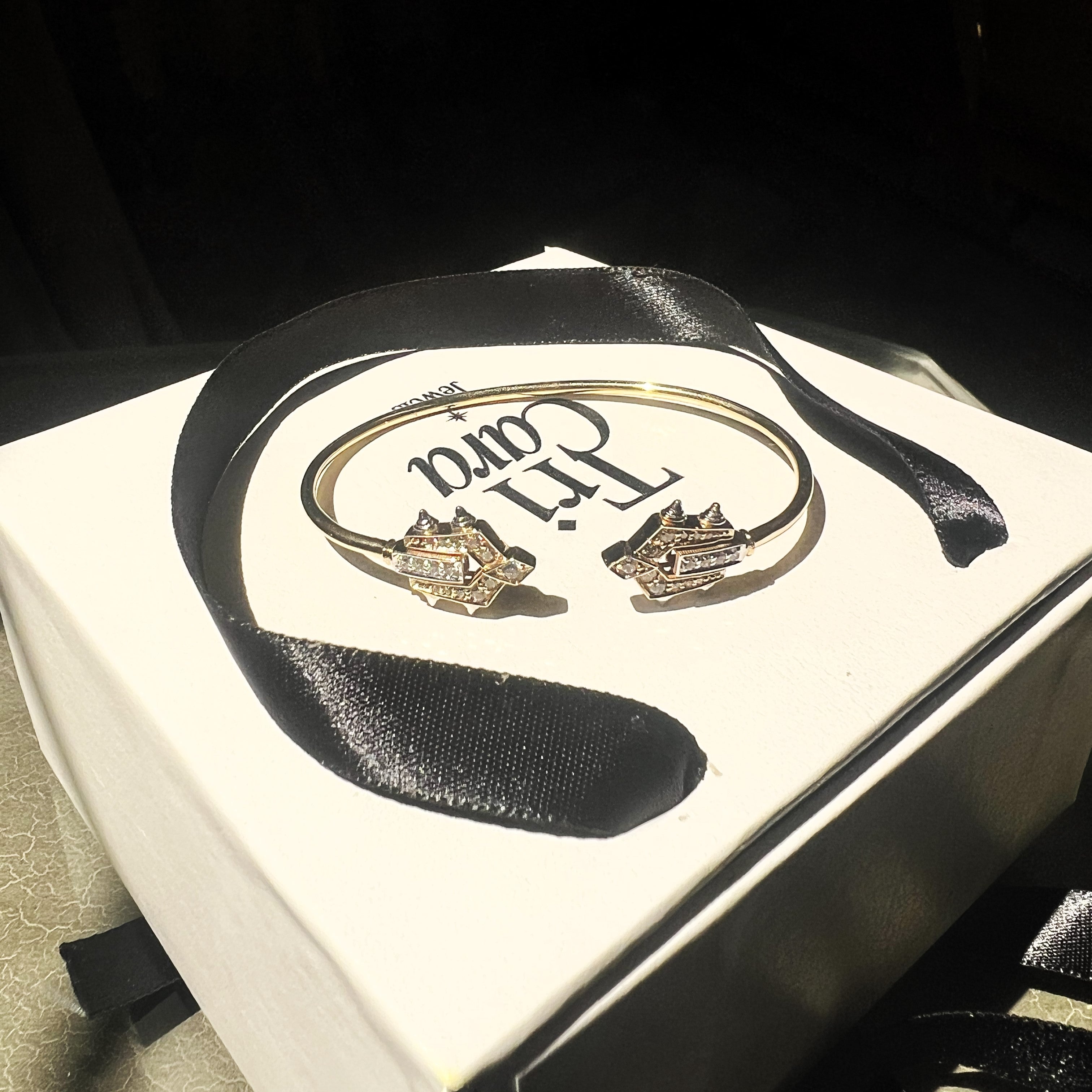 Crowned Balance Bangle