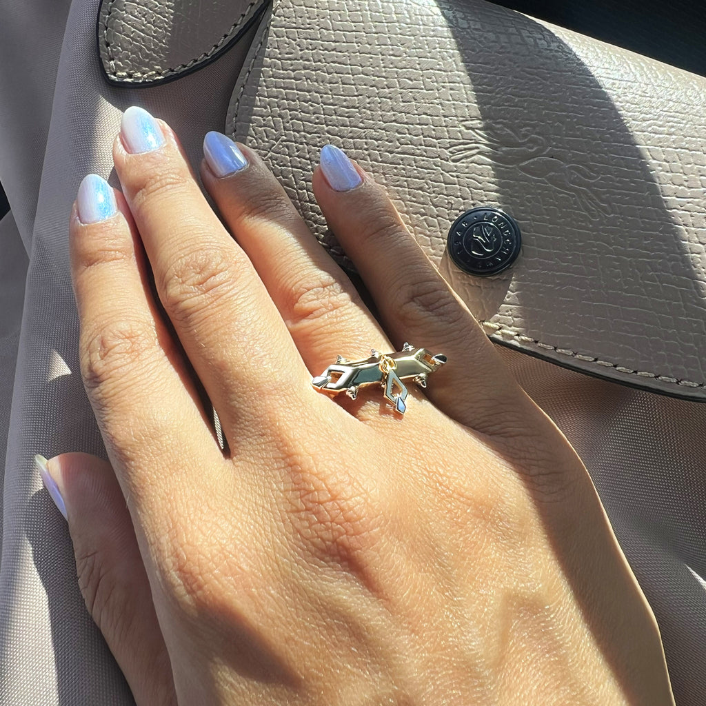 Crowned Rod Ring